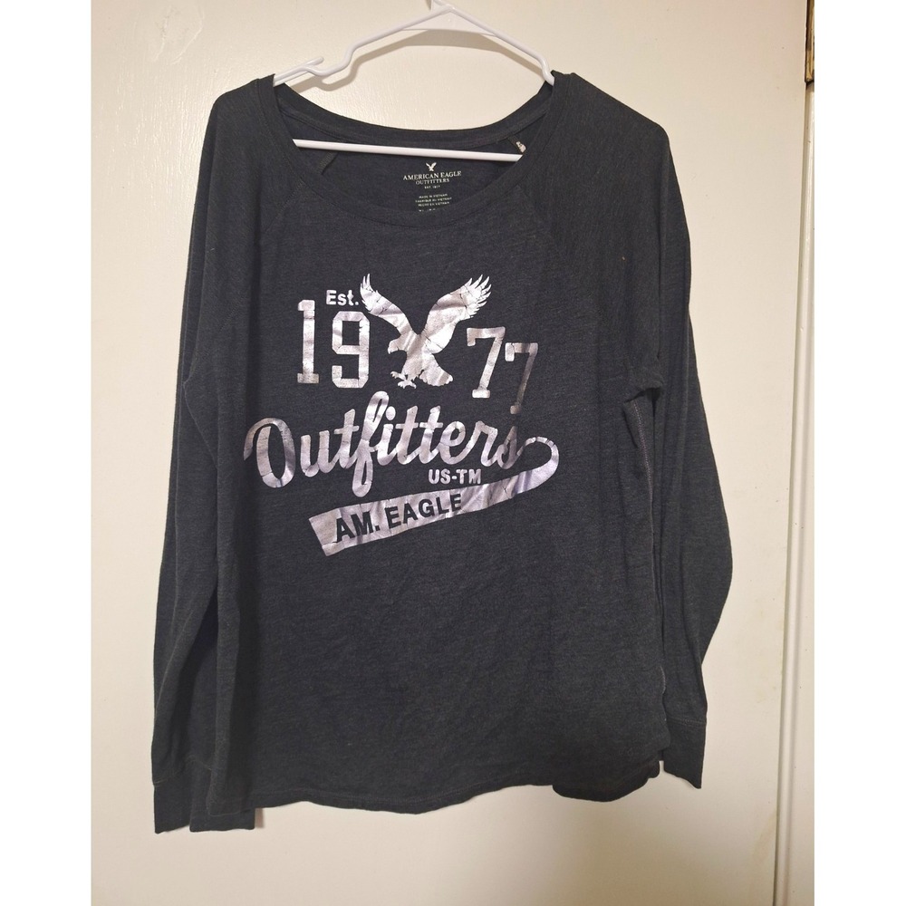 American Eagle Outfitters Shirt Womens XL Charcoal Gray Long Sleeve Graphic Tee